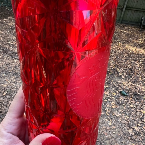 NWT Starbucks Tumbler Red Prism - Holiday 2023 - Venti 24oz - Picture 4 of 9